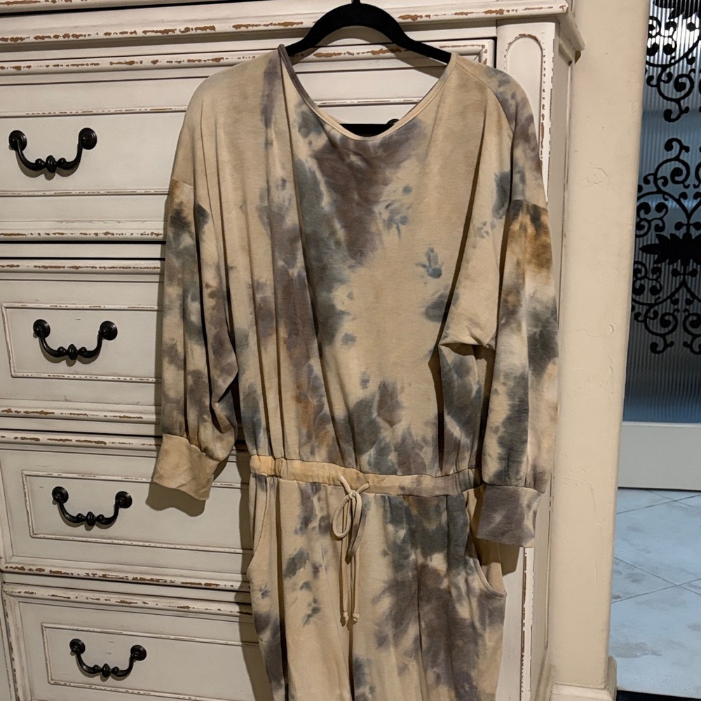 Cherish Beige and Gray Top